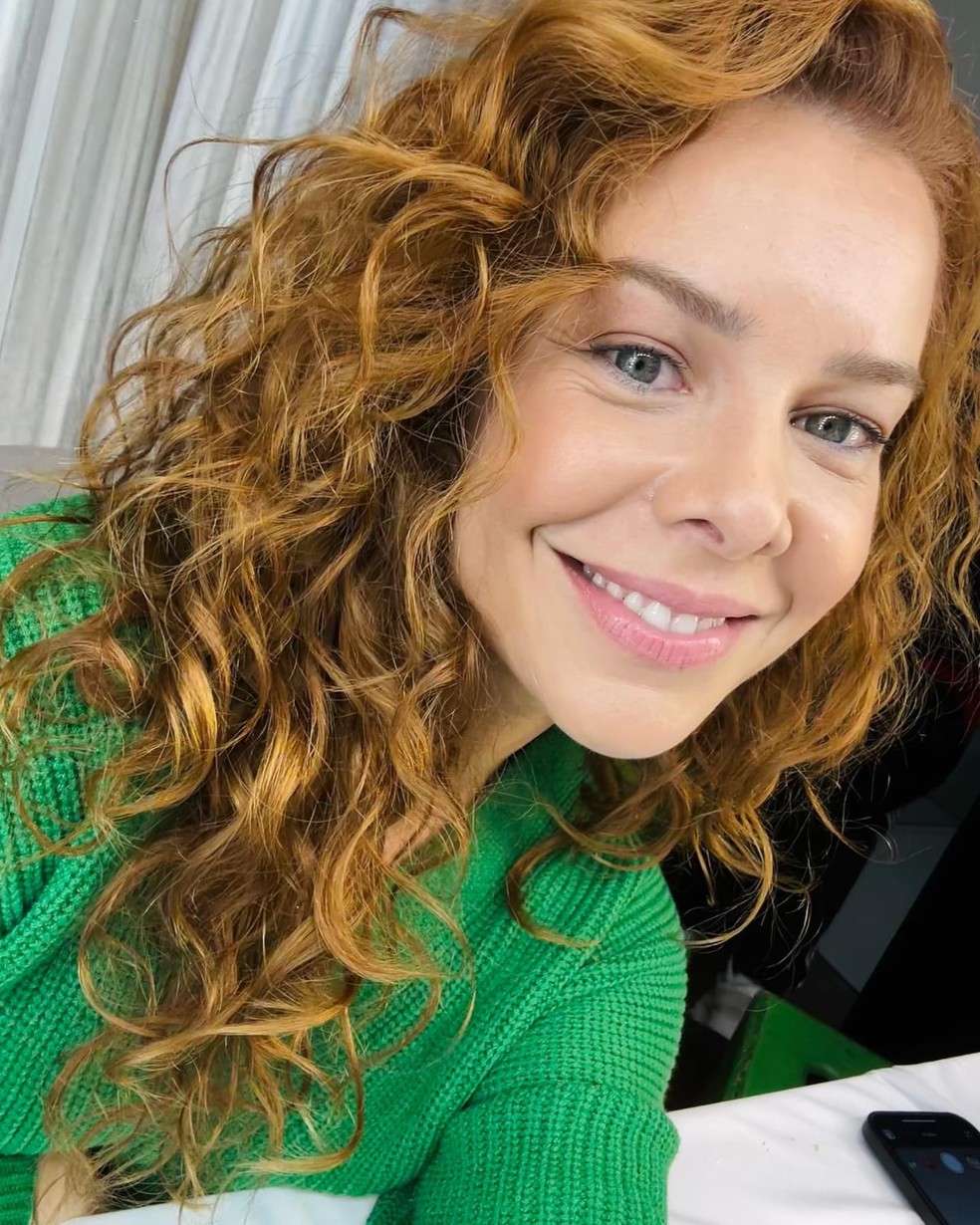 Tendências de cores de cabelo para 2025: Inspirações de Fernanda Souza