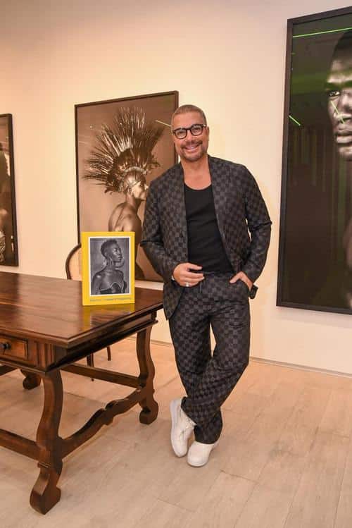 uma Carreira Multifacetada.
4. O Lado Filantrópico de Fernando Torquatto: Impacto Social e Beleza.
5. De Santos ao Rio: A Trajetória de Sucesso de Fernando Torquatto.