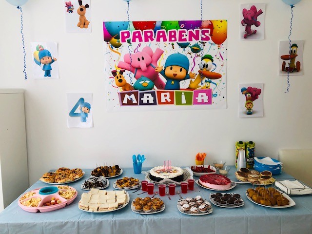 salgadinhos e docinhos caseiros para festa