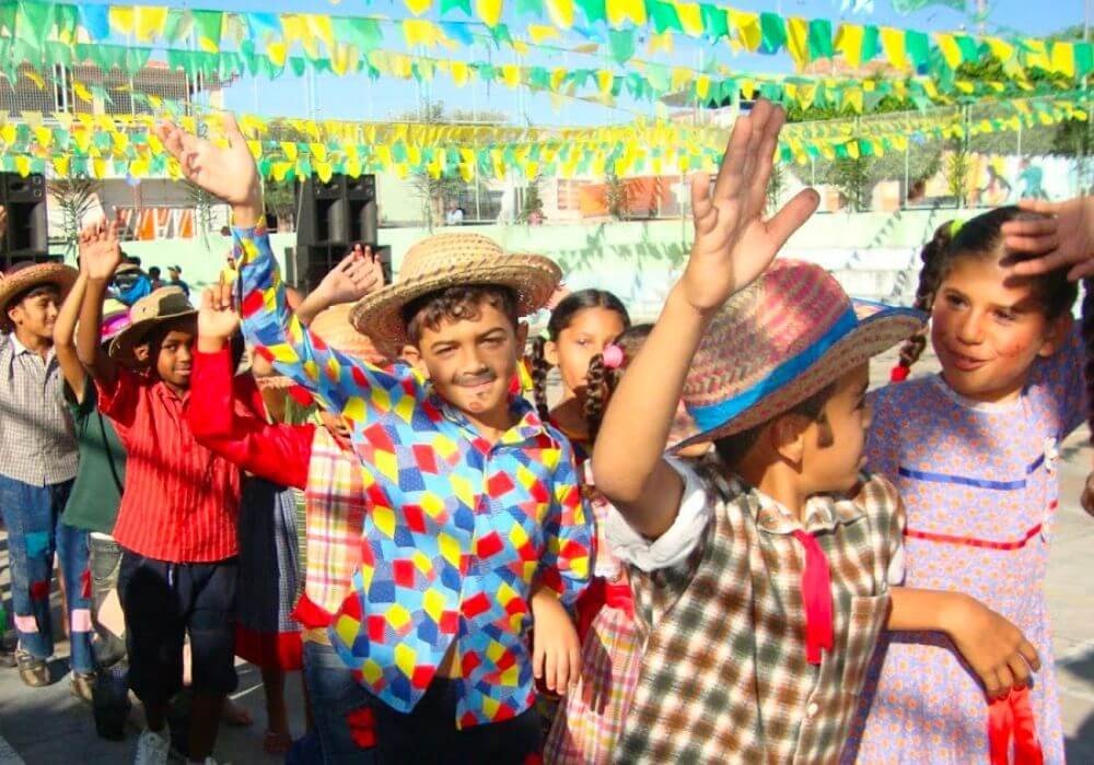 ideias de looks festa junina homem