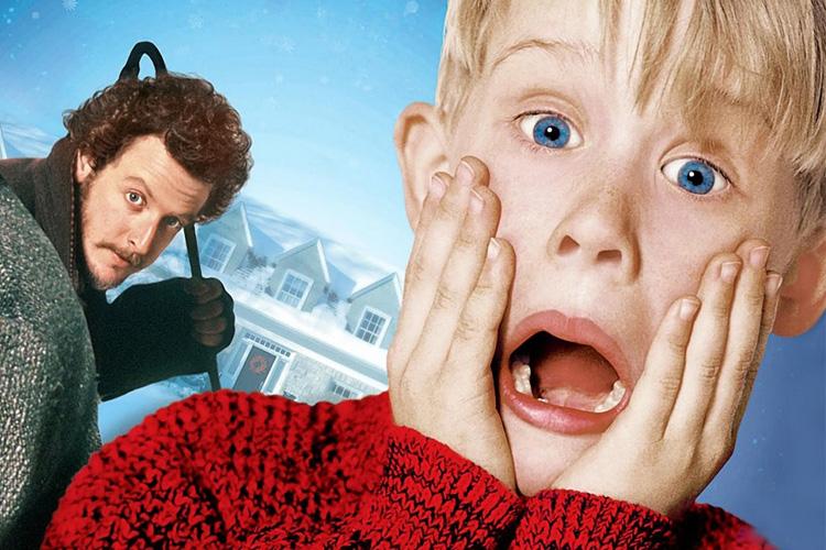 1. Os 10 filmes de ação que definiram os anos 90.
2. Suspense psicológico: Os melhores thrillers dos anos 90.
3. Comédias que marcaram época nos anos 90.
4. Dramas que emocionaram o público nos anos 90.
5. A revolução da ficção científica nos anos 90.