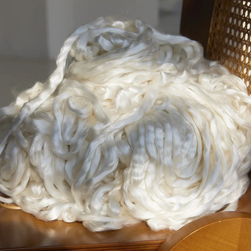 Fios de Seda Tópicos vs. Fios de Sustentação: Qual o Melhor para Você?