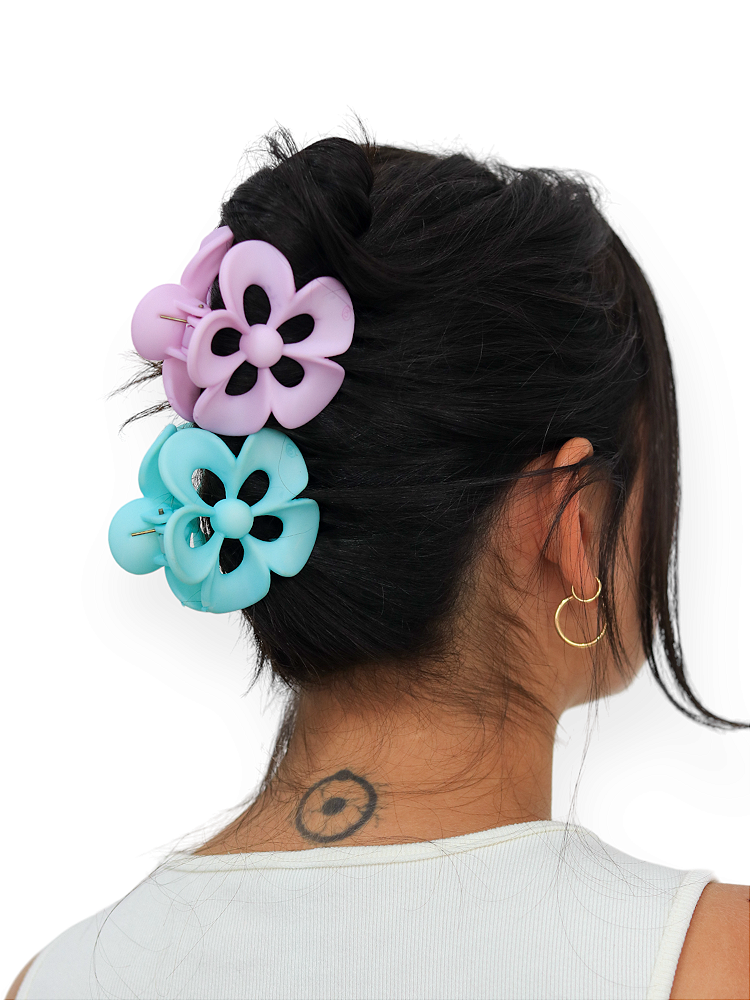 Guia Completo de Acessórios de Cabelo com Flores para Noivas e Madrinhas