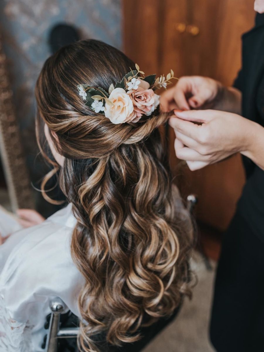 flores para cabelo de noiva