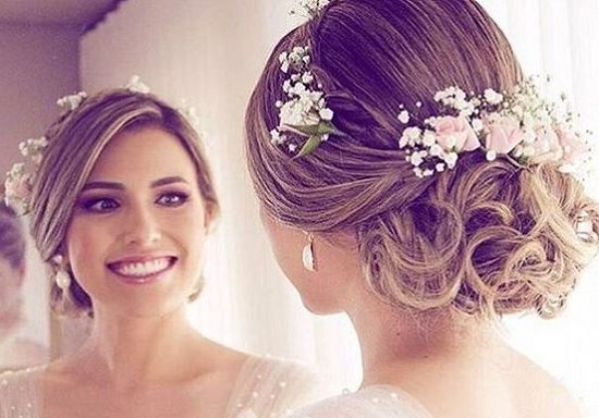 flores para cabelo de noiva