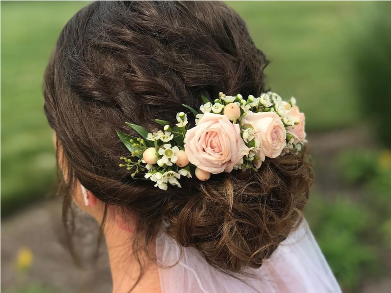 flores para cabelo de noiva
