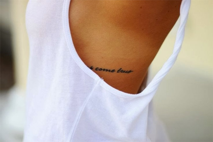 fontes para tatuagem feminina