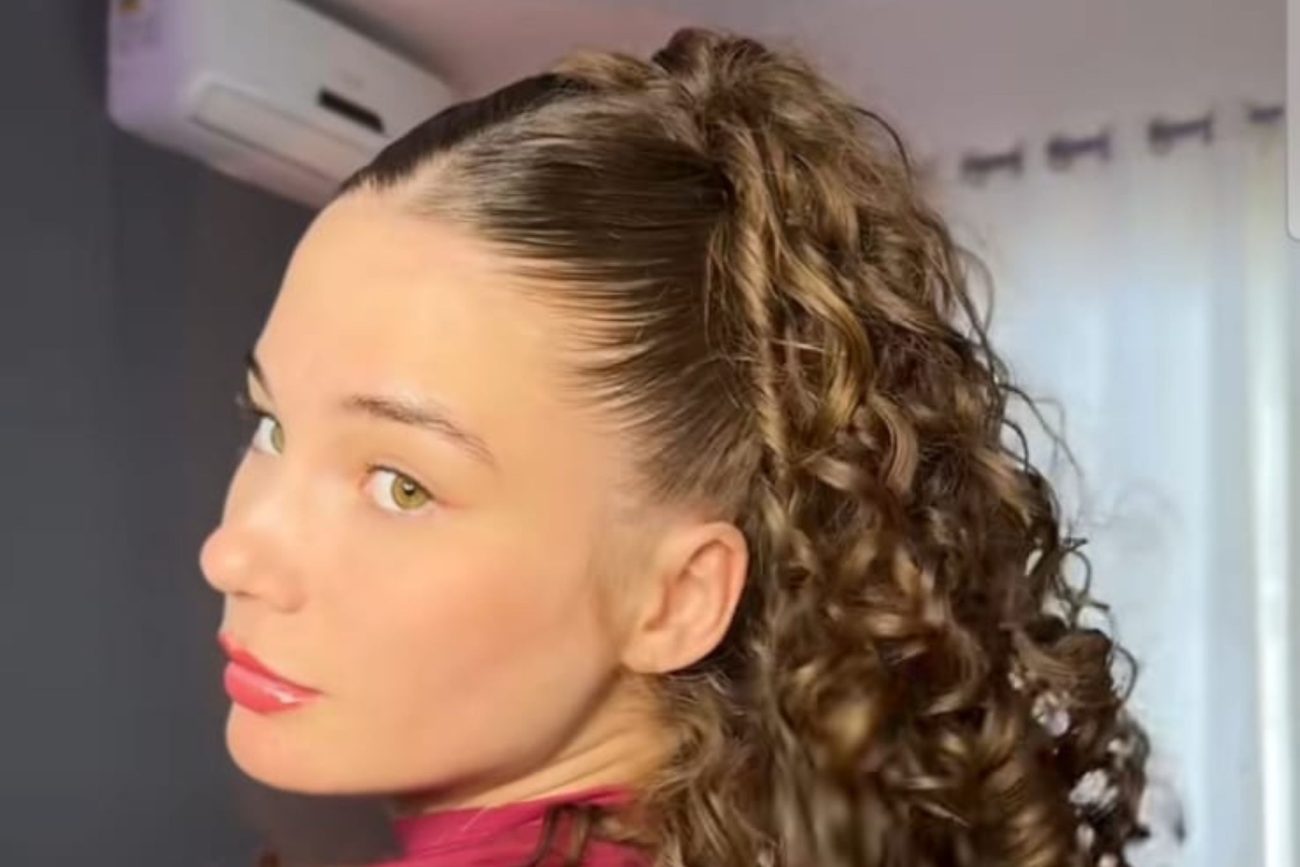 penteados para cabelo cacheado com trança