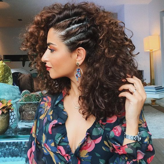 penteados para cabelo cacheado afros