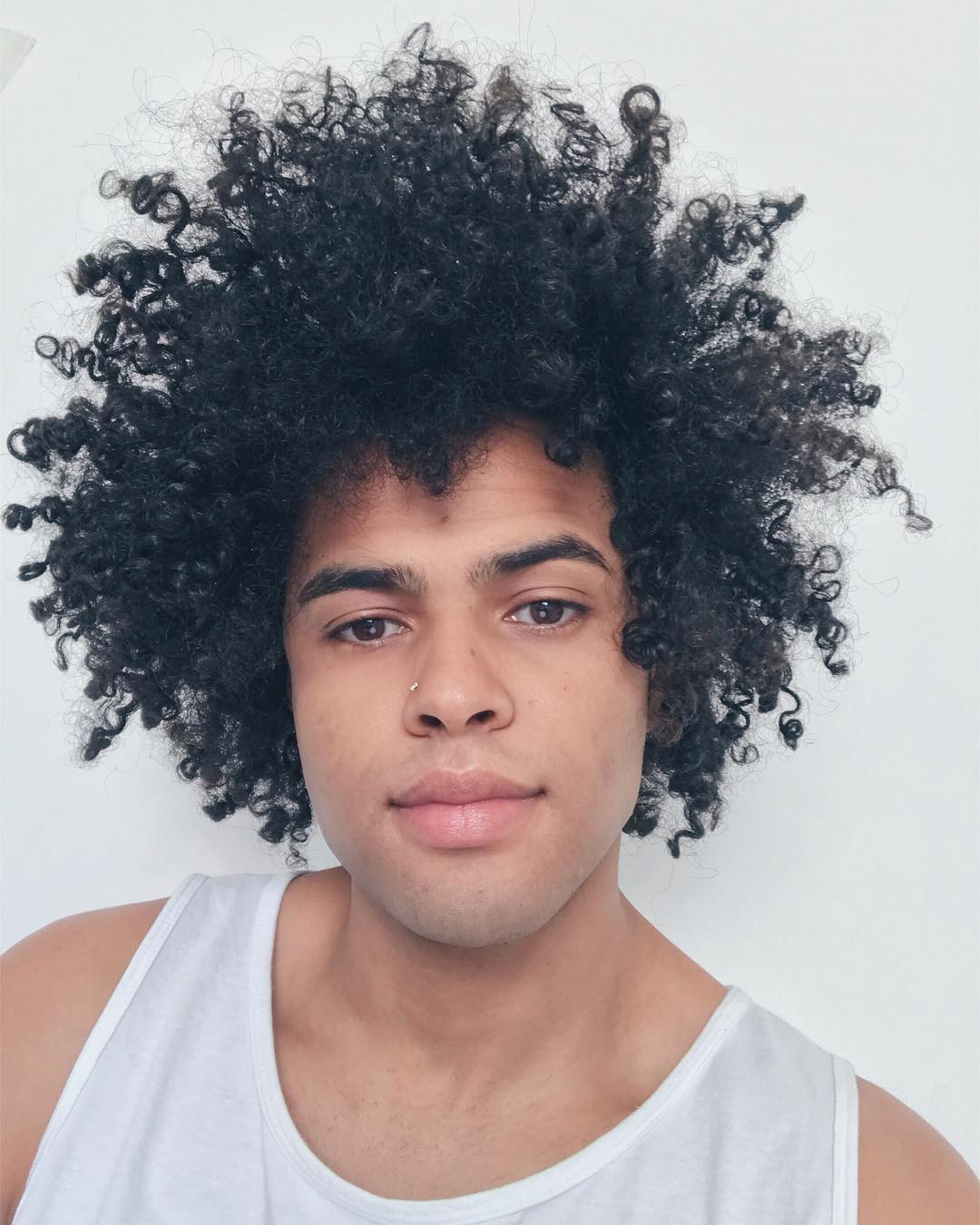 quanto custa um corte de cabelo masculino na barbearia