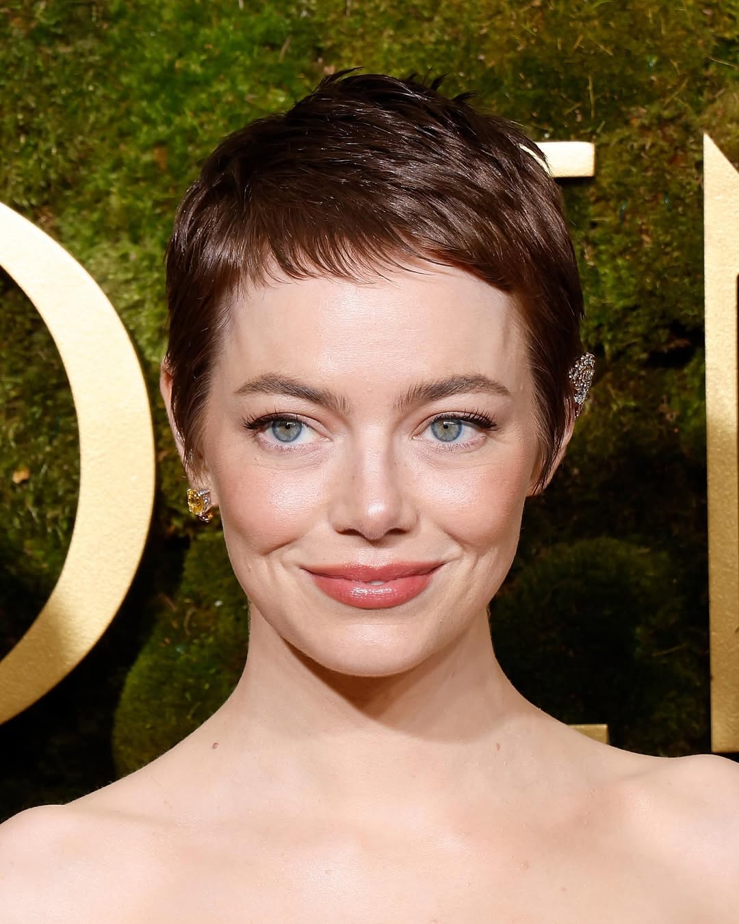 Cortes de Cabelo que Rejuvenescem: O Guia Completo para um Visual Mais Jovem