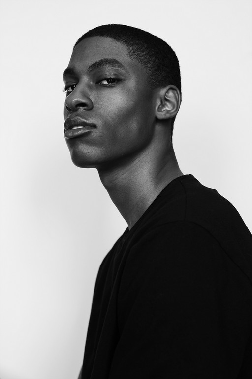 quanto custa um corte de cabelo social profissional