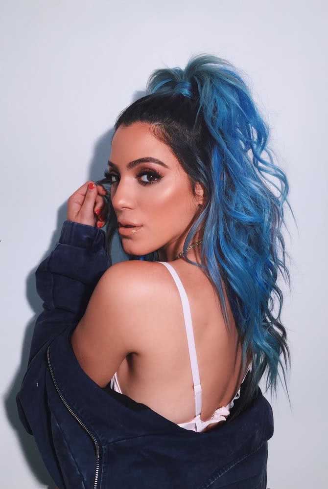 meninas de cabelo azul estilo tumblr