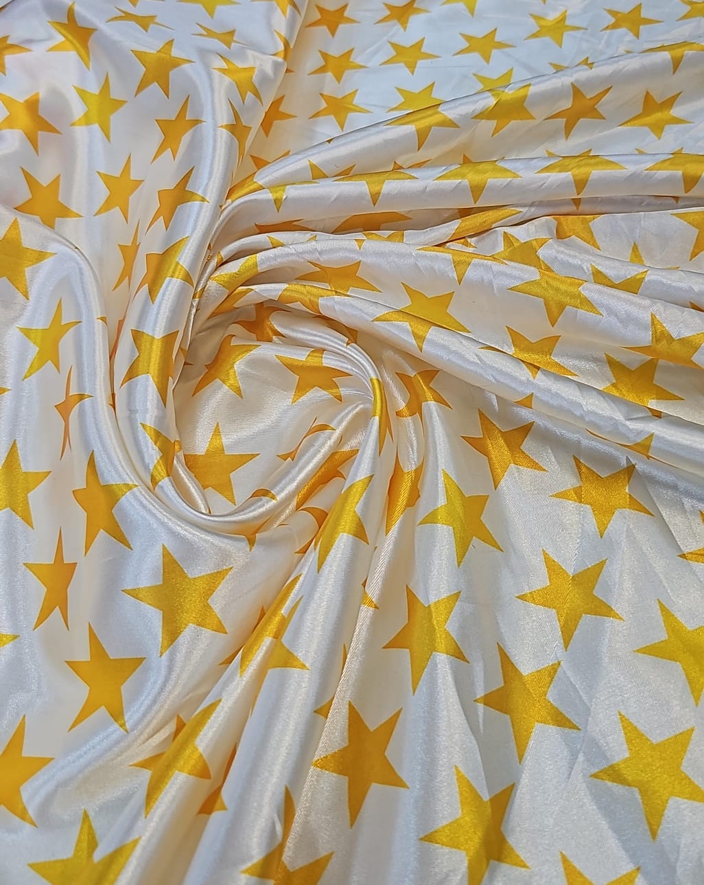 Dicas Essenciais de Iluminação para um Fundo Branco Profissional