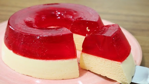 Gelatina Cremosa vs. Gelatina Pura: Qual a Diferença na Sua Receita?