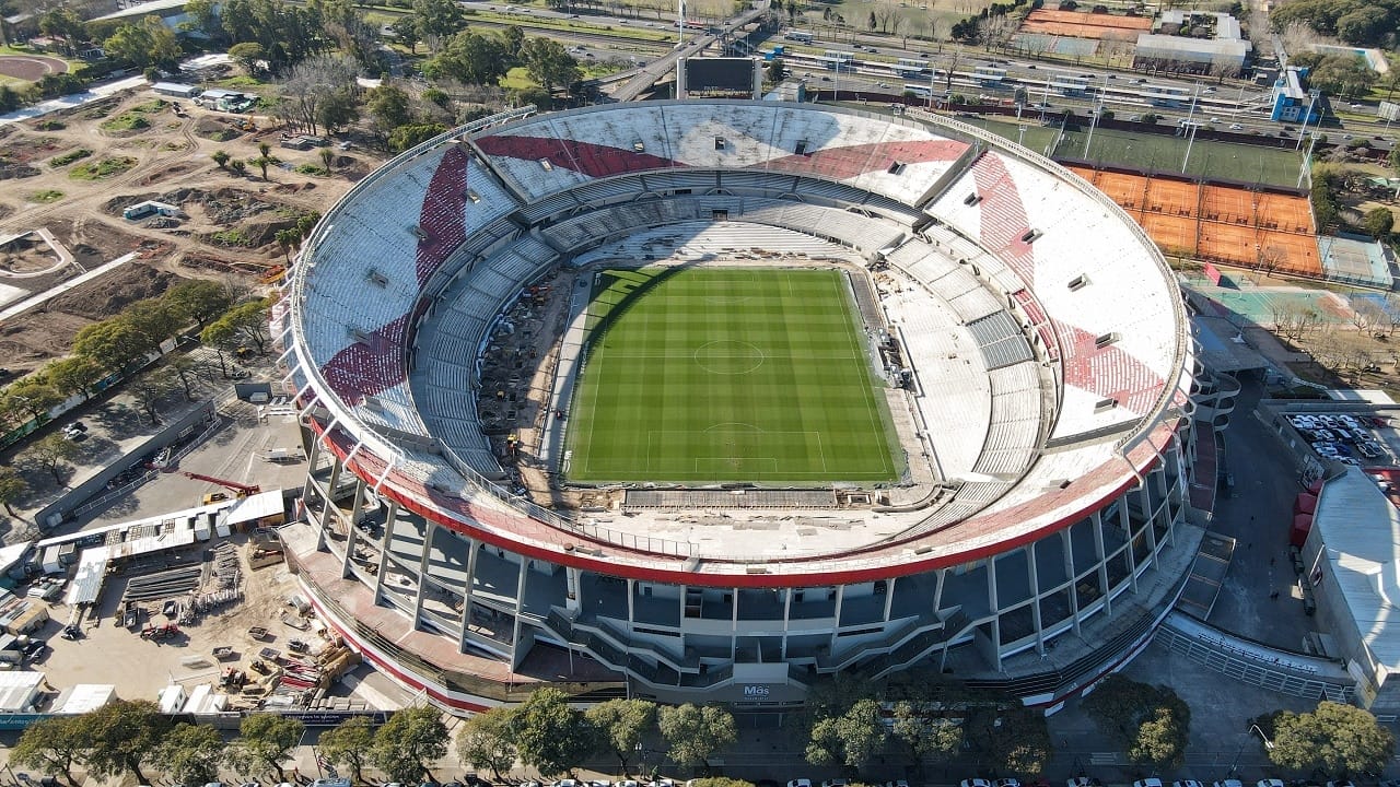 Salário e Oportunidades.
4. Os Pilares Essenciais para o Sucesso na Gestão de Arenas.
5. Monetizando Arenas Esportivas: Estratégias Comerciais e de Marketing.