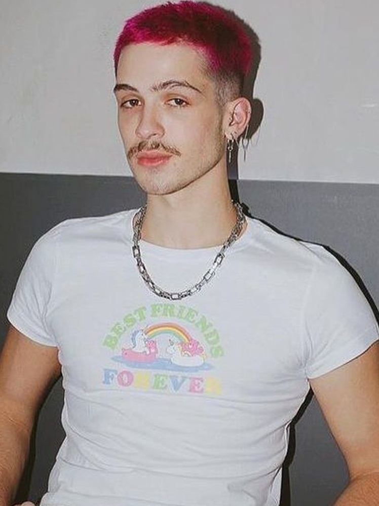 erros comuns ao tentar o estilo de cabelo do guilherme rocker