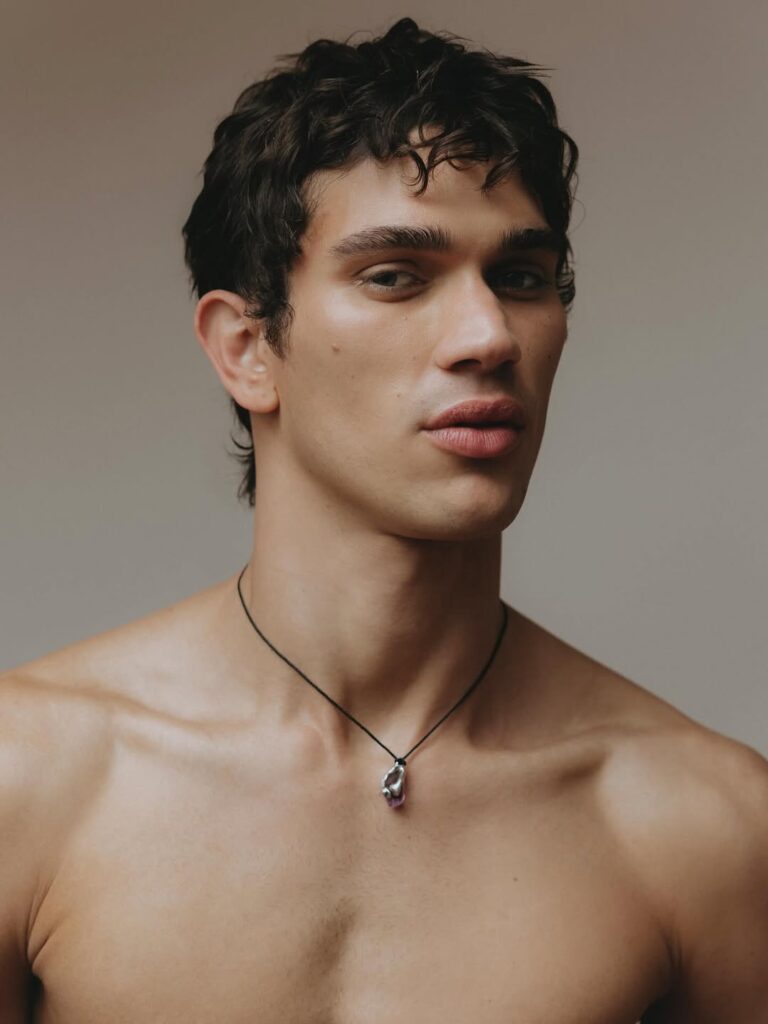 guilherme rocker corte de cabelo específico