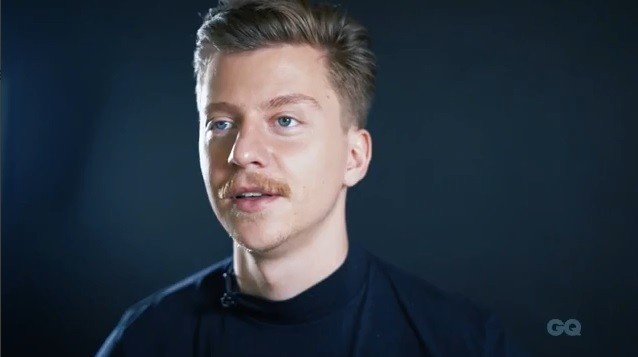 gustavo bertoni cabelo