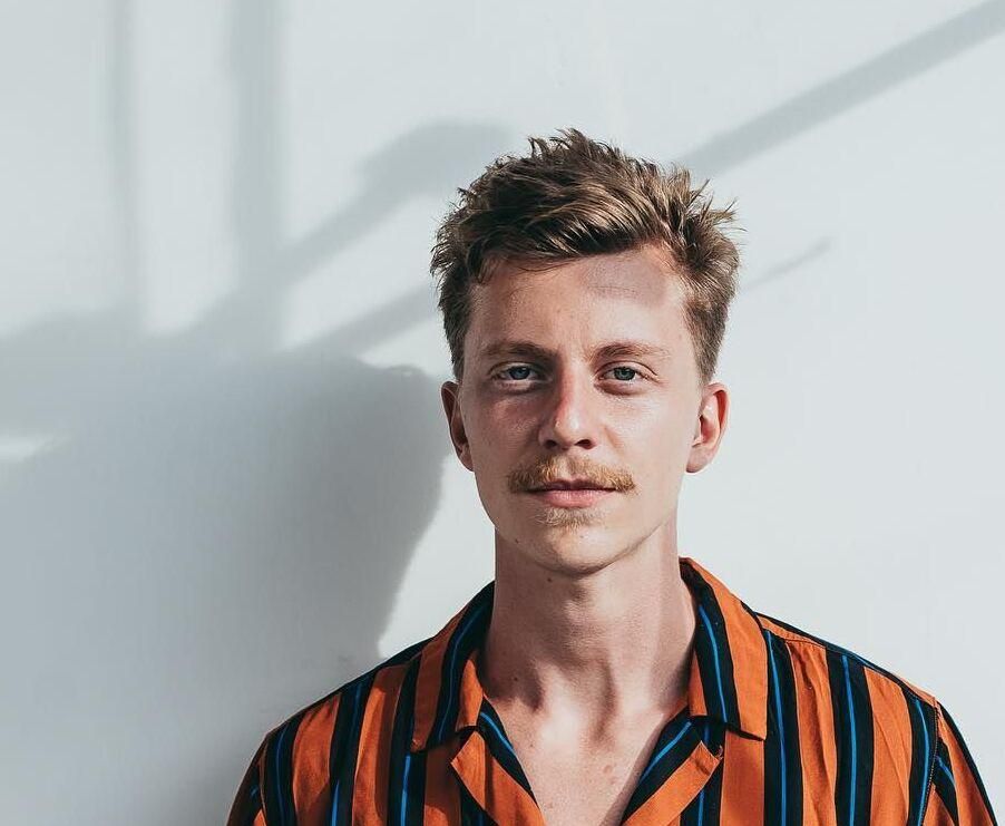 Produtos Essenciais para Manter o Cabelo no Estilo Gustavo Bertoni