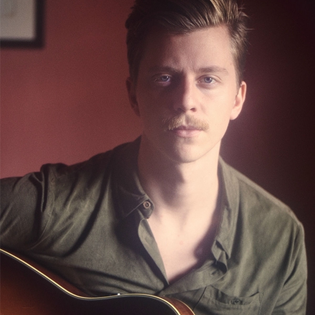 Produtos Essenciais para Manter o Cabelo no Estilo Gustavo Bertoni