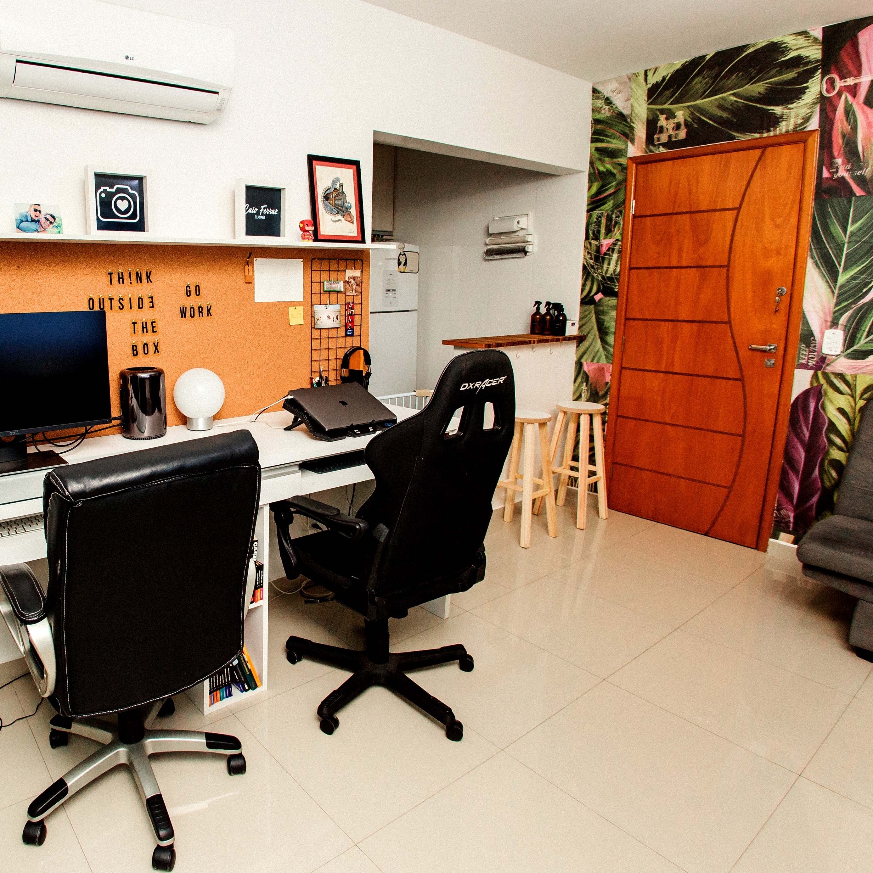 ideias criativas de home office na sala para inspirar seu dia