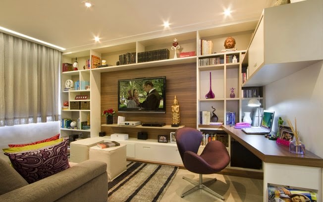 home office na sala com pouco espaço