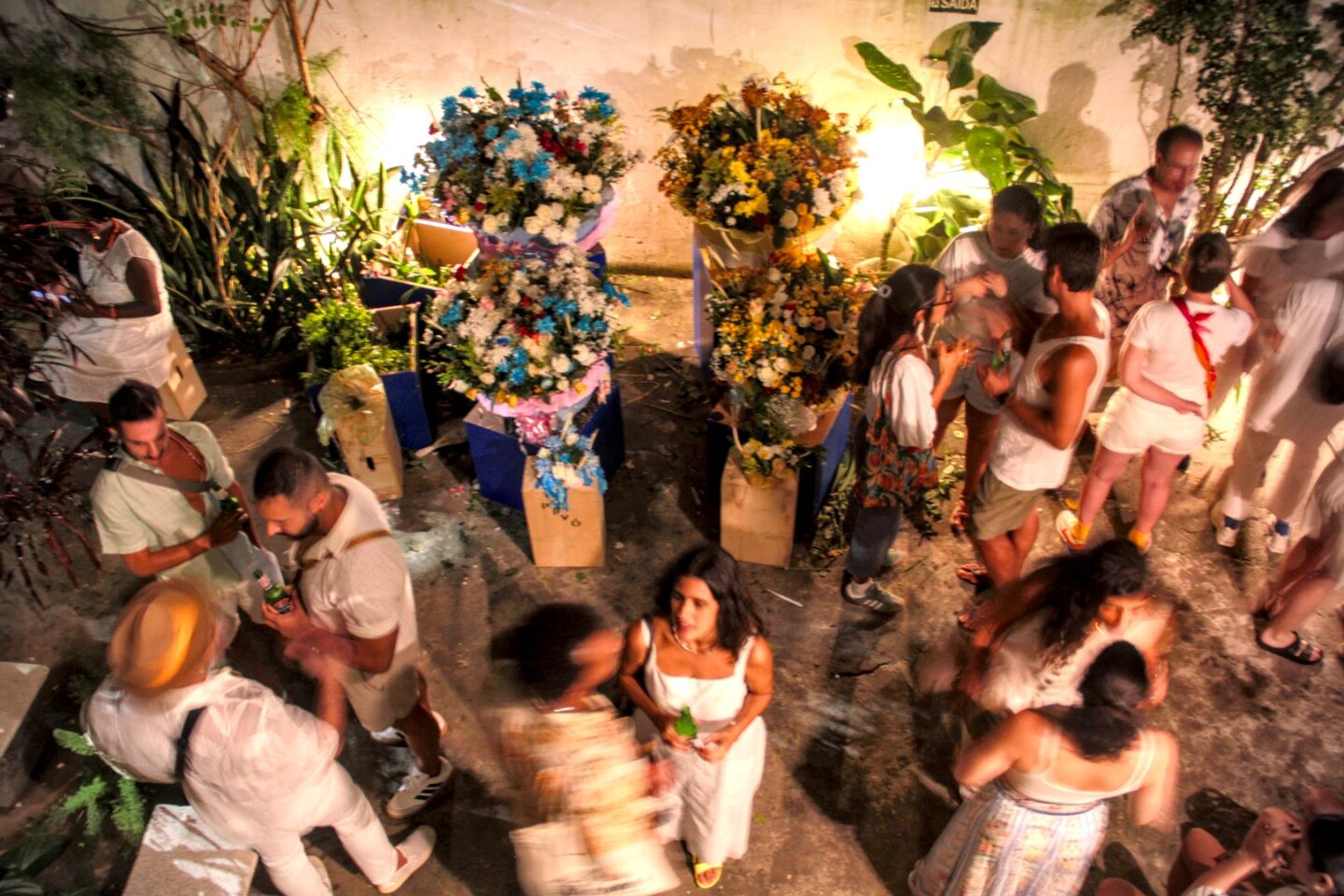 O Poder da Saudação: Aprenda a Cumprimentar Iemanjá Corretamente