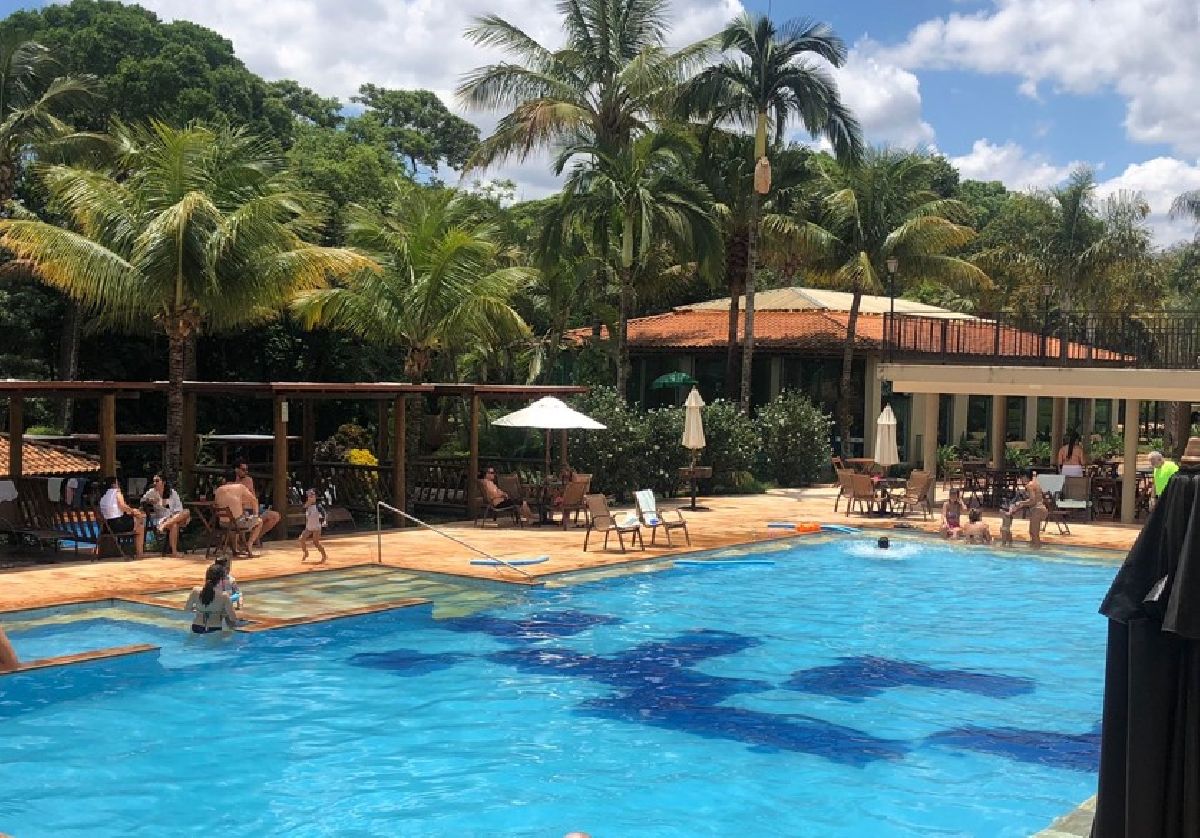 Melhor época para visitar Brotas: rafting ou trilhas?