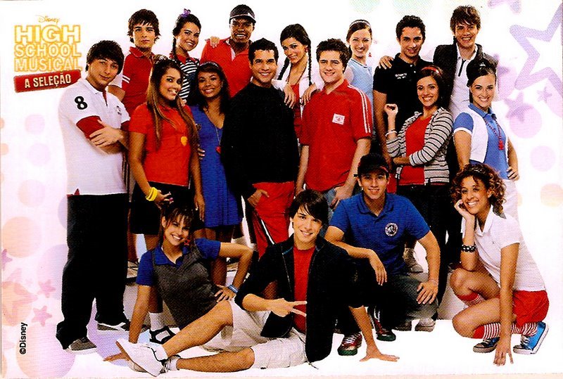 Comparativo: High School Musical Brasil vs. Versão Original