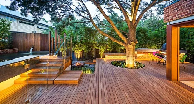 Deck de madeira para spa e ofurô