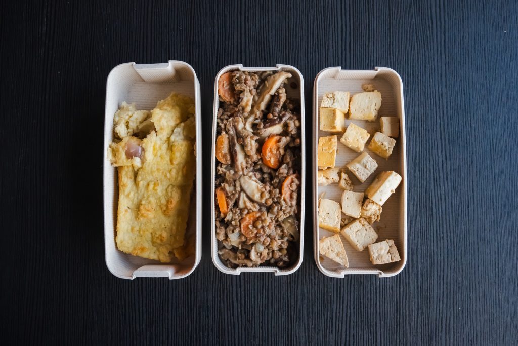 5 Ideias de Marmitas Saudáveis para Congelar
Como Montar um Cardápio Semanal de Marmitas Fit
Dicas Essenciais para Congelar Marmitas Corretamente
Receitas Rápidas e Práticas para Marmitas do Dia a Dia
O Guia Completo para Planejamento de Refeições Semanal