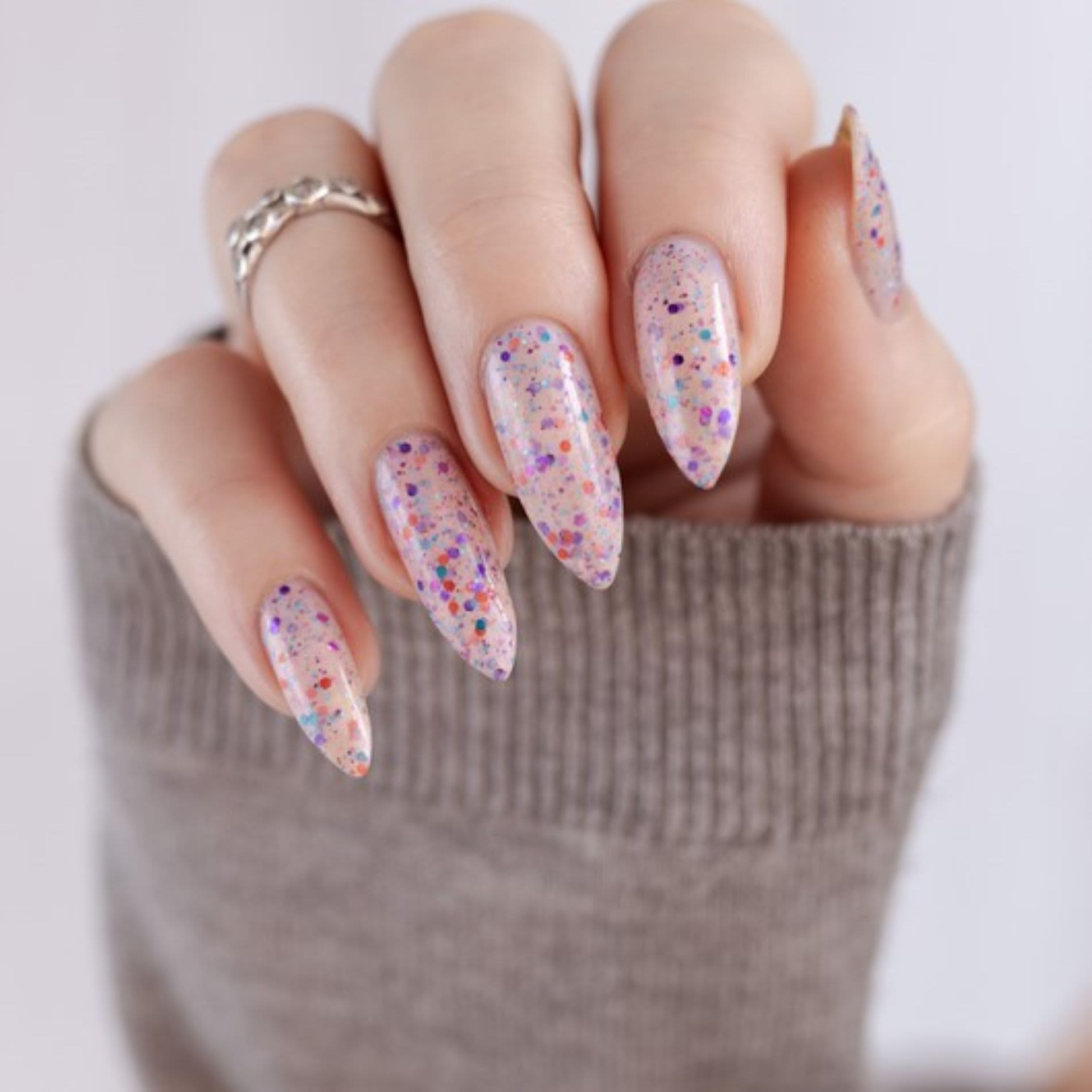 ideias de unhas decoradas para o carnaval