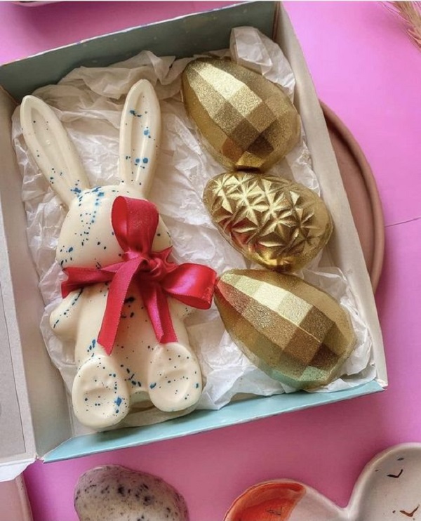 como fazer arvore de pascoa com galhos secos