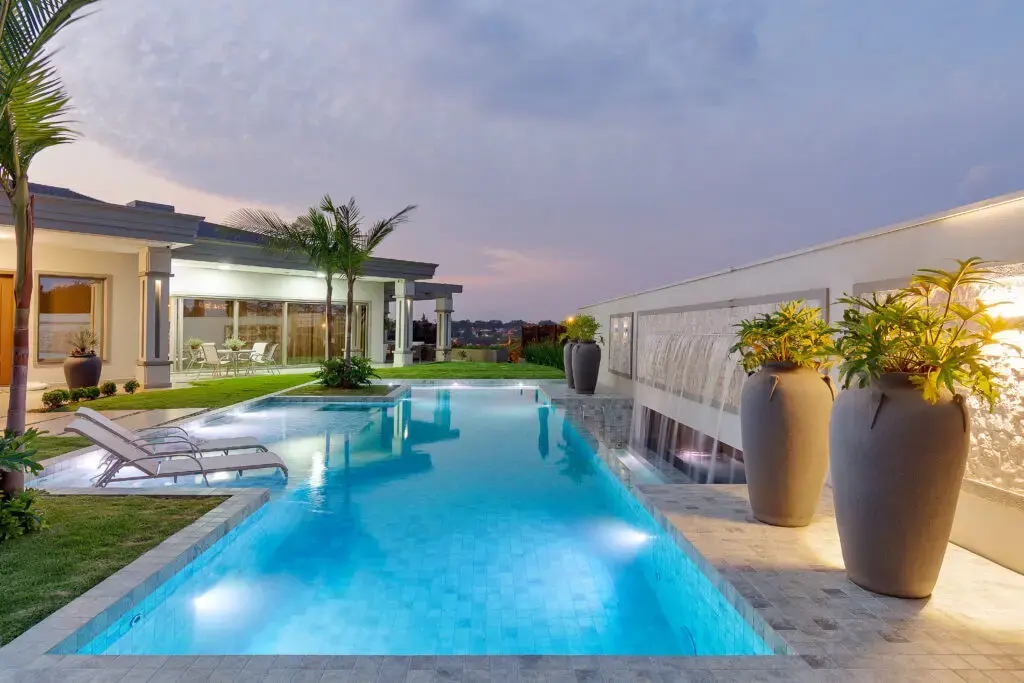 Instalação de Iluminação LED em Piscinas: Dicas Essenciais para Evitar Erros