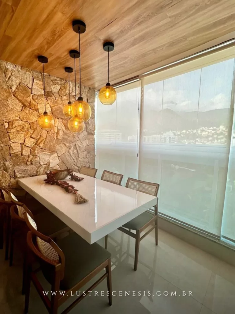 Como criar um ambiente aconchegante na varanda com iluminação