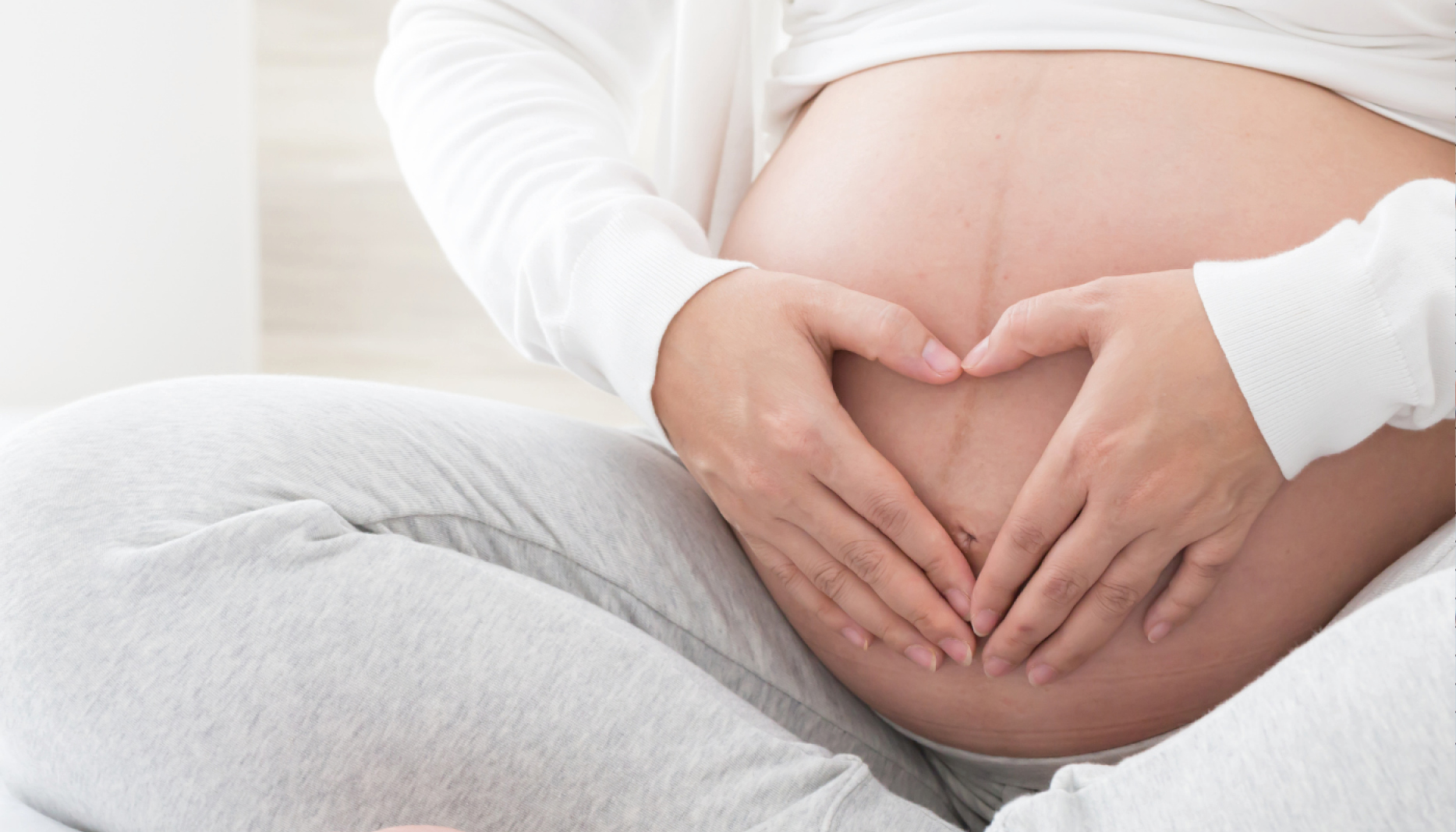 Dicas de maquiagem e cabelo para fotos de gravidez