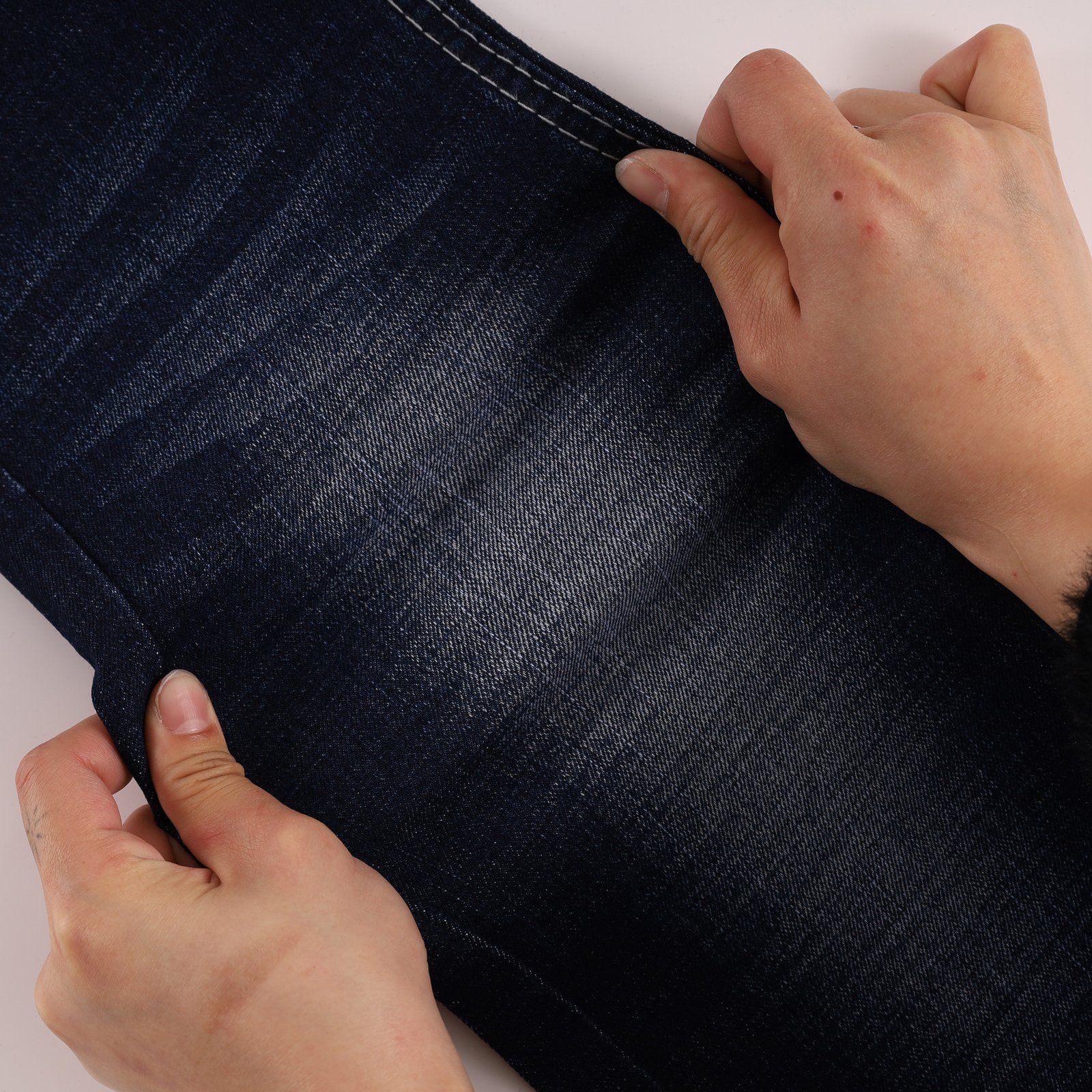 Como Cuidar do Seu Jeans com Elastano para Durar Mais