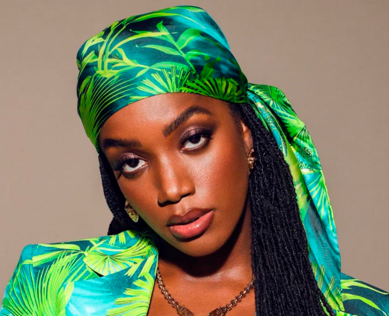 Inspirações de looks com lenço para o verão e inverno