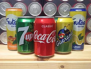 latas de refrigerantes