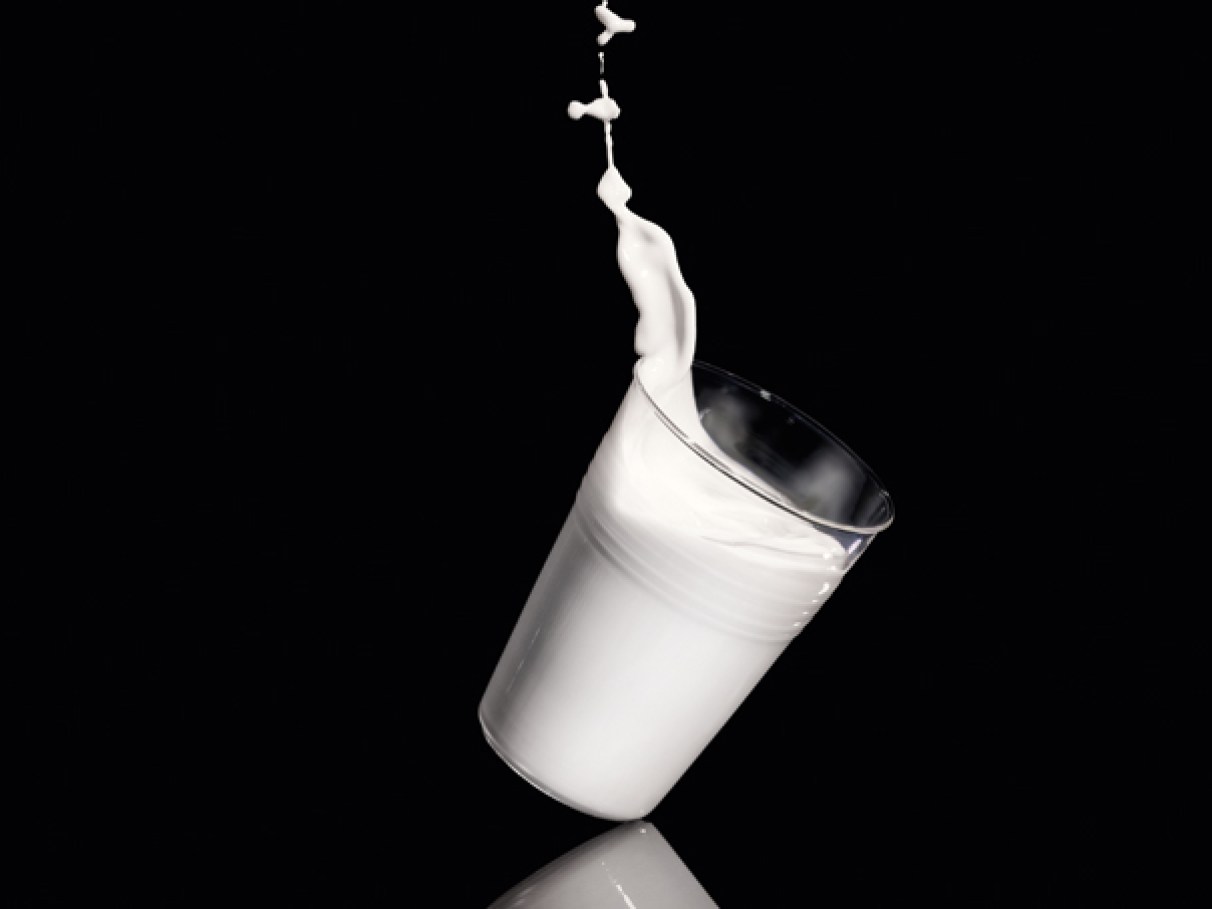 leite integral ou desnatado