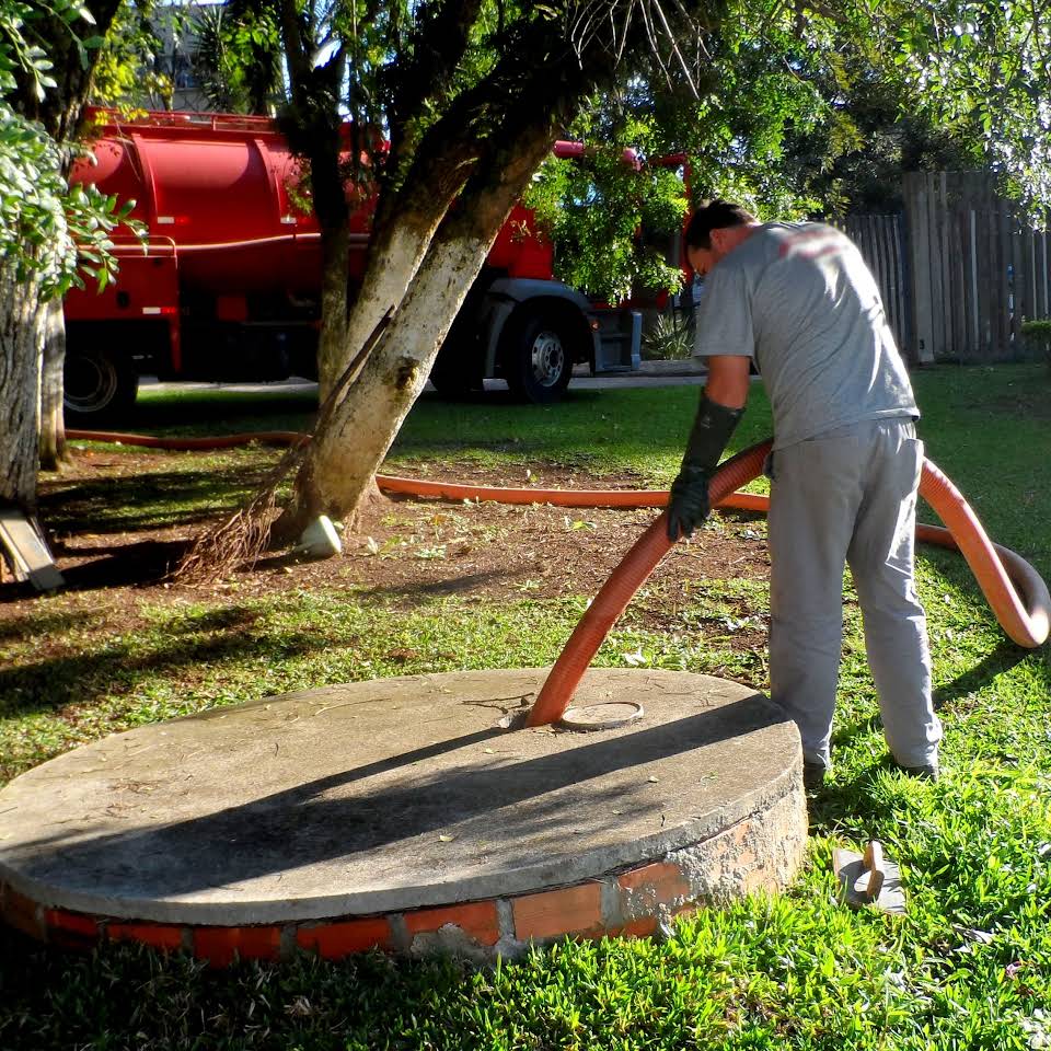 Guia Completo: Como Escolher a Melhor Empresa de Limpeza de Fossa em Macapá