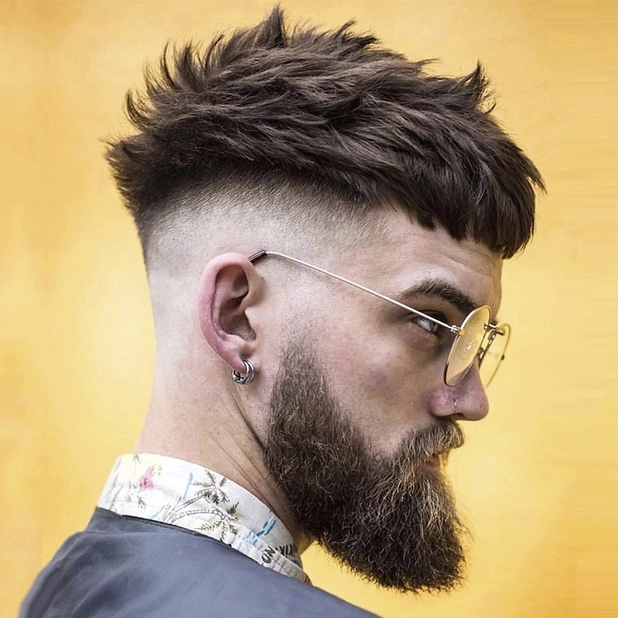 linha de cabelo masculino