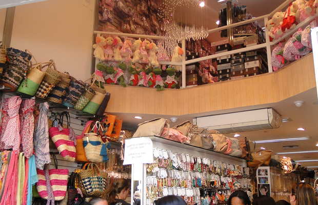 Lojas De Maquiagem 25 De Março