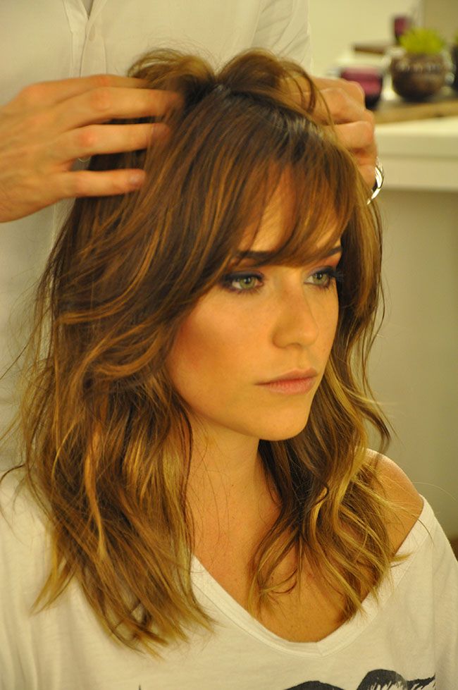 long bob com franja rosto redondo