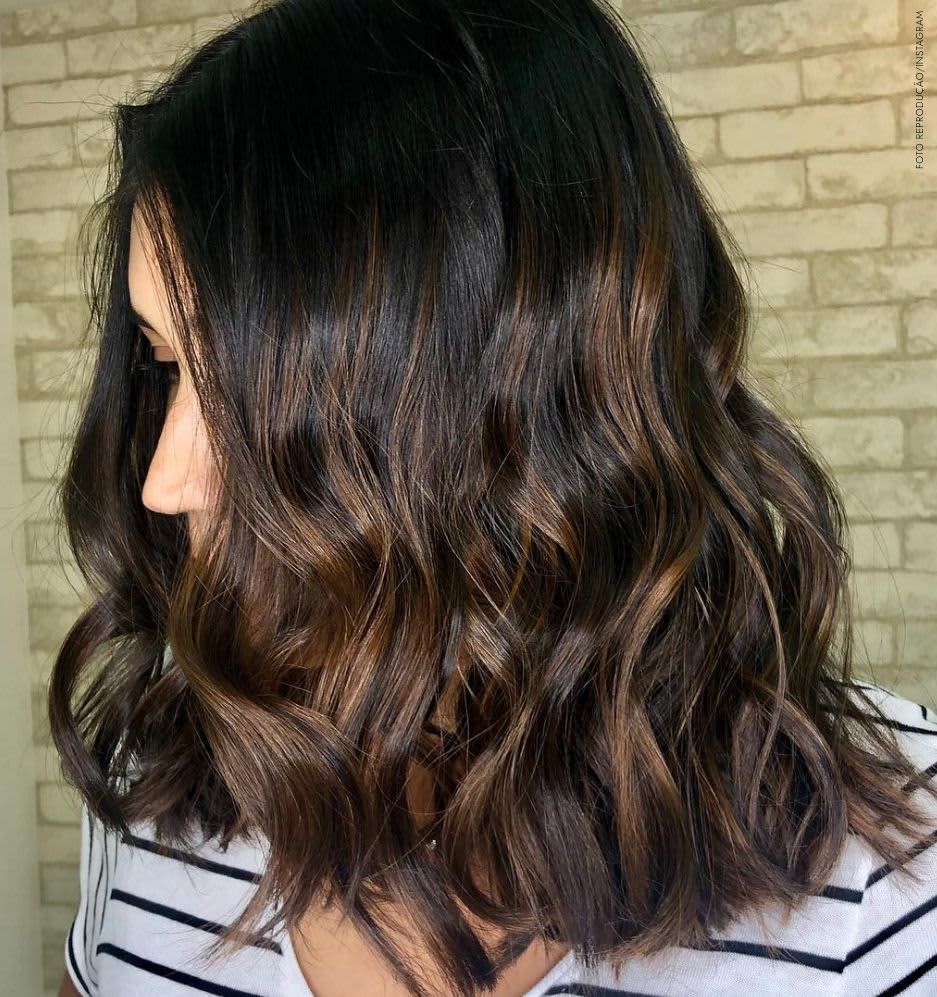 5 ideias de títulos:
1. Long Bob Morena Iluminada: O Guia Completo para o Visual Perfeito
2. Desvendando o Long Bob: Cortes