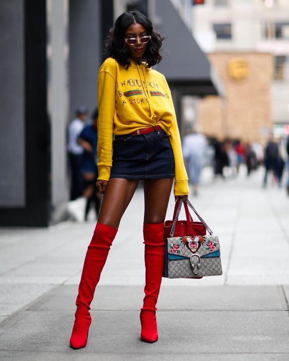 5 ideias de títulos para posts sobre looks amarelos:
1. Amarelo Manteiga: A Cor Que Vai Dominar Seus Looks em 2025/2026
2. Como Combinar Amarelo: Dicas Infalíveis para um Visual Moderno
3. Do Casual ao Elegante: 5 Maneiras de Usar Amarelo no Dia a Dia
4. O Poder do Amarelo: Looks que Transmitem Otimismo e Alegria
5. Tendências de Cores: Explorando o Amarelo em Diferentes Ocasiões