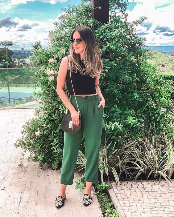 Como Montar um Look Monocromático com Tons de Verde