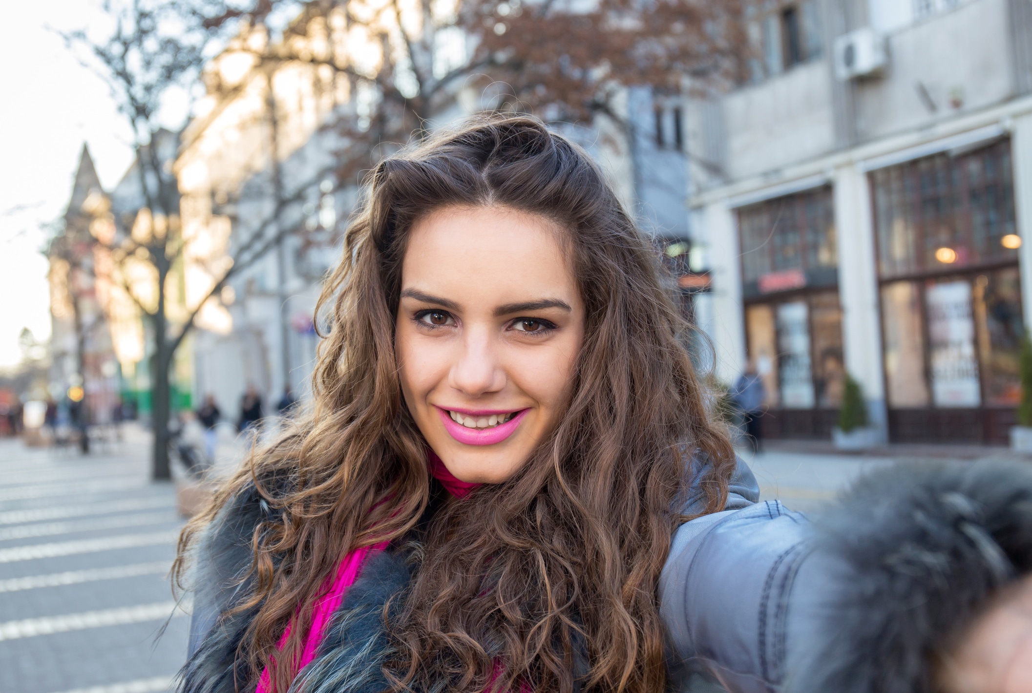 5 ideias de títulos:
1. Guia Completo: Como Alcançar o Tom Perfeito de Louro Cinza Médio
2. Niely Cor&Ton vs. Koleston: Qual a Melhor Coloração Louro Cinza Médio?
3. Dicas de Aplicação para uma Coloração Louro Cinza Uniforme
4. Cuidados Essenciais Pós-Coloração para Manter o Louro Cinza Vibrante
5. Desmistificando o Louro Cinza: Mitos e Verdades sobre essa Tonalidade