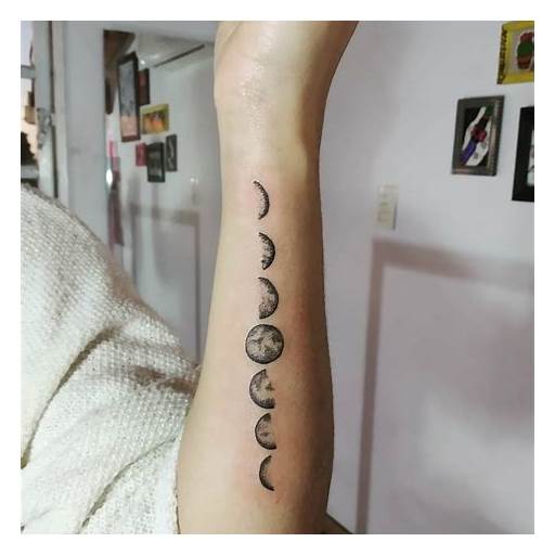 tatuagem lua e estrelas significado